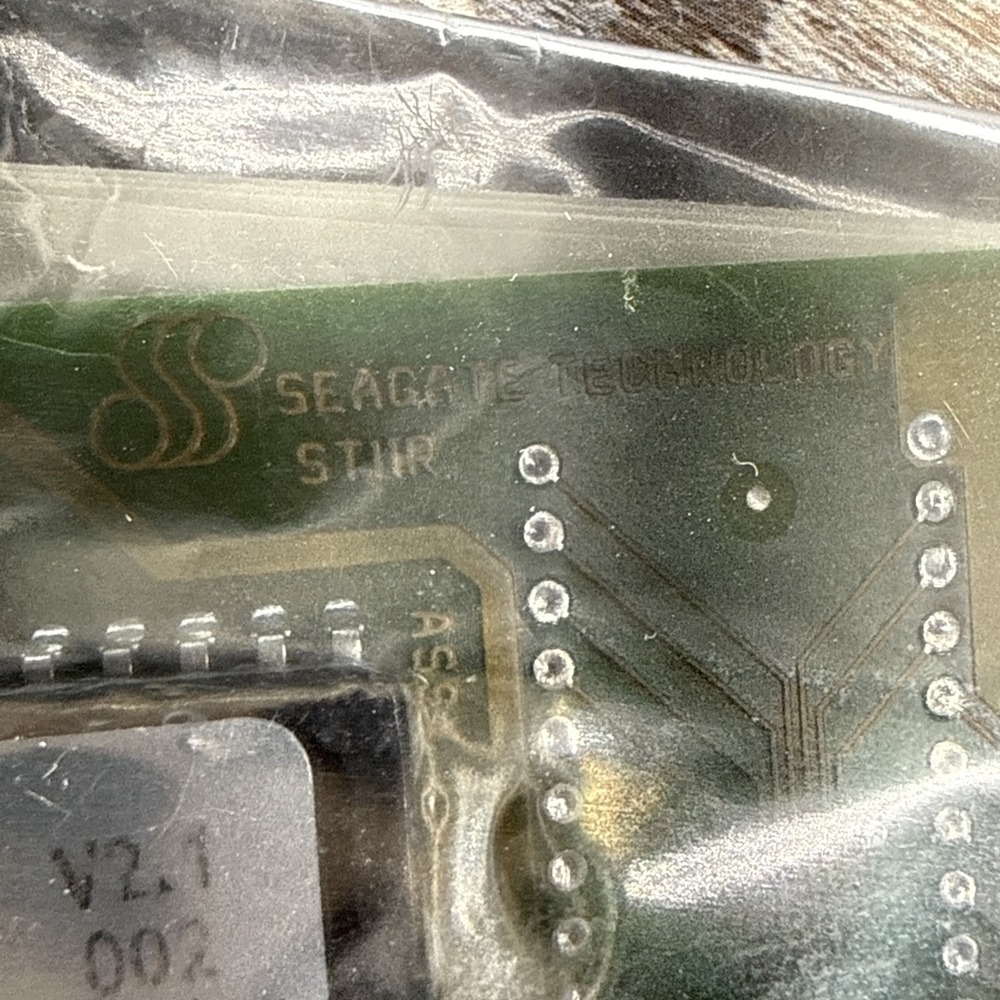 NEW Seagate ST-11M/11R 8-Bit ISA RLL Hard Drive Controller V2.1 - Picture 3 of 5